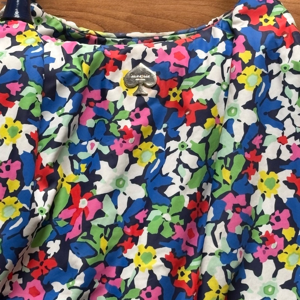 Kate Spade New York Nylon Navy Floral Drawstring Tote Shoulder Diaper Handbag - Picture 3 of 12